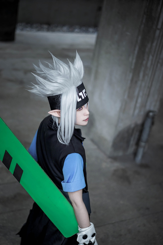 双十一之夜,她点亮外滩【2026世界杯,世界杯买球网站,世界杯投注,世界杯外围买球,世界杯竞猜】(图3) 2026世界杯,世界杯买球网站,世界杯投注,世界杯外围买球,世界杯竞猜